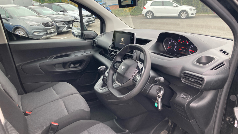 Peugeot Partner Standard Diesel 1000 1.5 BlueHDi 100 Asphalt Van